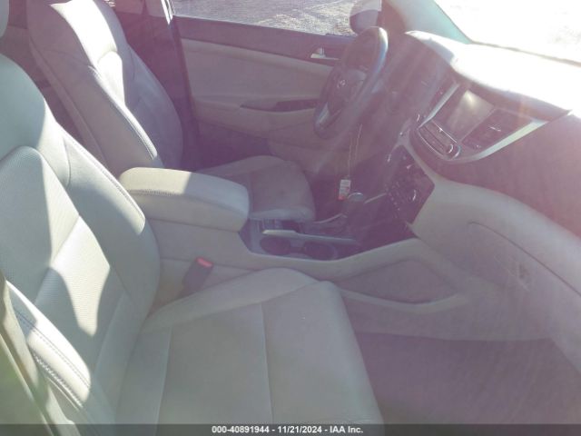 KM8J33A29JU803800 Hyundai Tucson Value