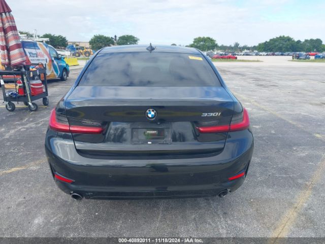 WBA5R1C50KAK11055 BMW 330I