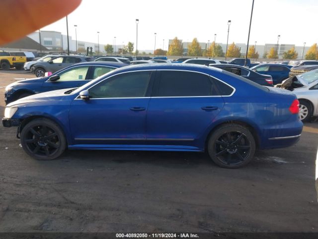 1VWAT7A33GC047333 Volkswagen Passat 1.8t R-line