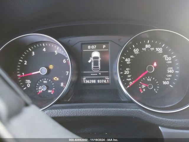 1VWAT7A33GC047333 Volkswagen Passat 1.8t R-line