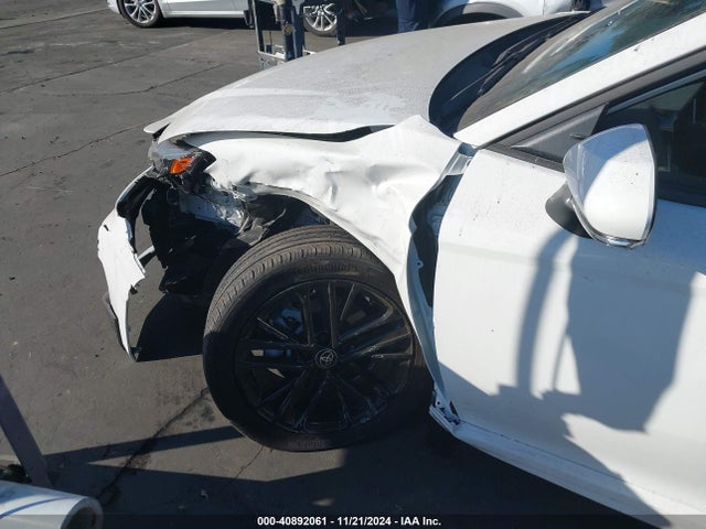 Toyota CAMRY SE 2025 4T1DAACKXSU502247 Image 19