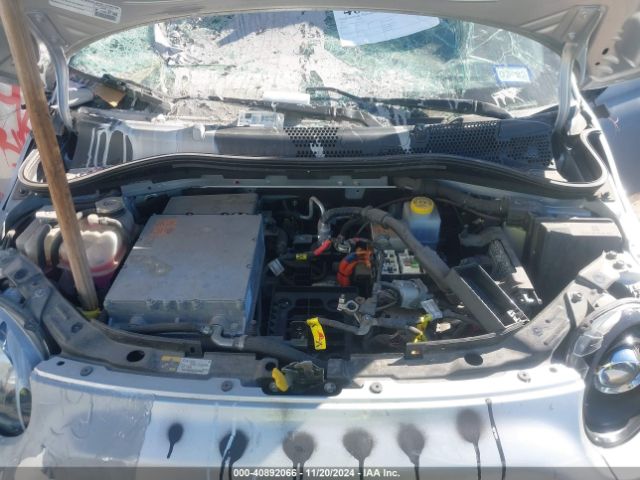 2014 FIAT 500E 3C3CFFGE4ET225567 Photo 9