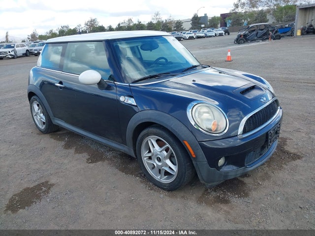 2008 MINI COOPER S WMWMF73578TT87637 Photo 0