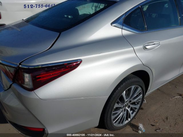 58AD11D1XMU002980 Lexus ES 250
