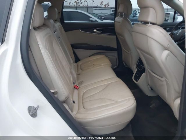 2LMTJ6LR2GBL44266 Lincoln Mkx Reserve