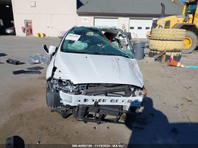 1FADP3H29JL298073 Ford FOCUS SEL