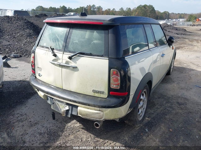 2013 MINI CLUBMAN WMWZF3C56DT490007 Photo 3