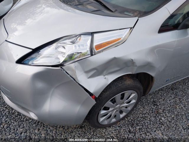 1N4AZ0CP5FC316879 Nissan LEAF S