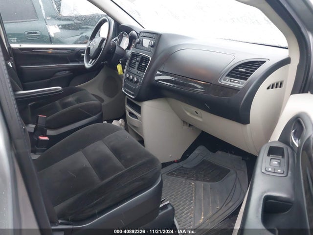 2C4RDGBG5GR115319 Dodge Grand Caravan Se/sxt