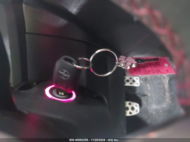 JF1ZNAA15F9705604 Scion FR-S