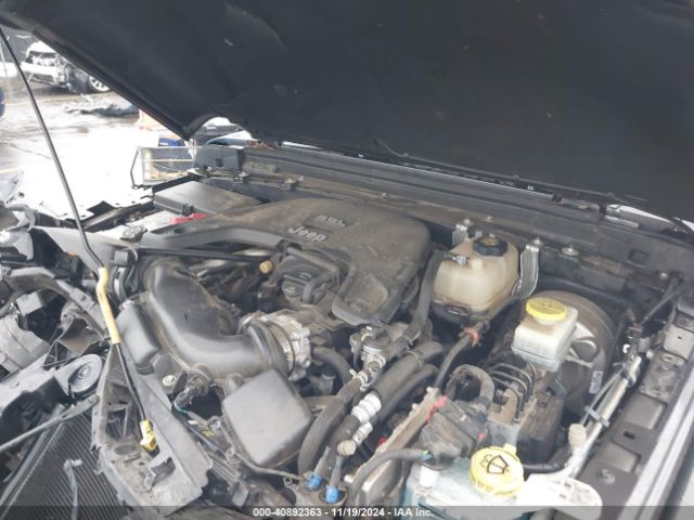 1C4HJXDG3JW278258 Jeep Wrangler Unlimited Sport S 4x4