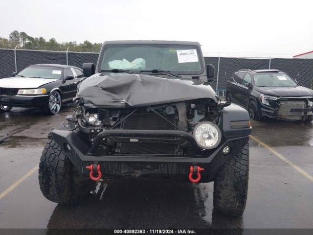 1C4HJXDG3JW278258 Jeep Wrangler Unlimited Sport S 4x4