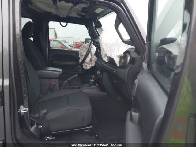 1C4HJXDG3JW278258 Jeep Wrangler Unlimited Sport S 4x4