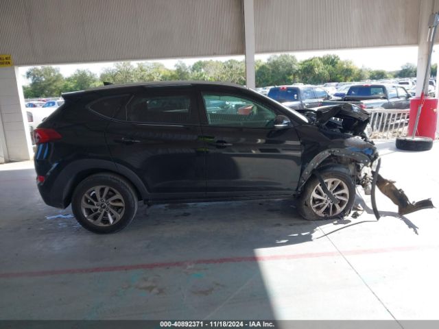 KM8J3CA44HU534360 Hyundai Tucson Se Plus