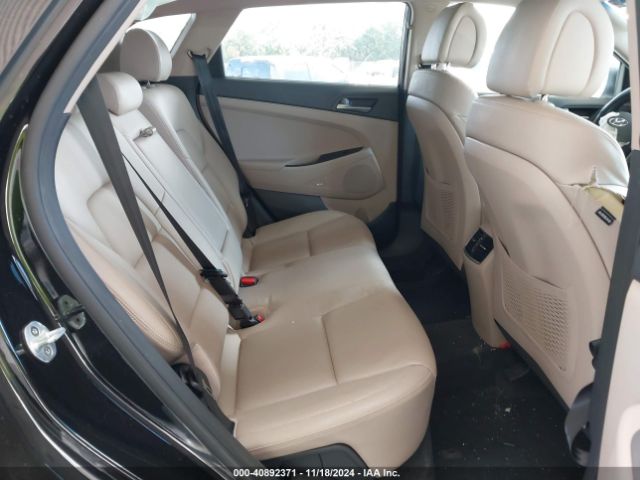 KM8J3CA44HU534360 Hyundai Tucson Se Plus