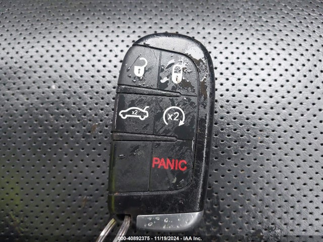Chrysler 300C 2016 2C3CCAEG6GH156473 Image 11