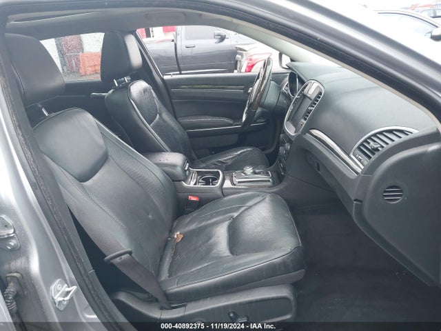 2C3CCAEG6GH156473 Chrysler 300C