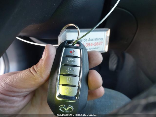 3PCAJ5M31KF128075 Infiniti Qx50 Essential