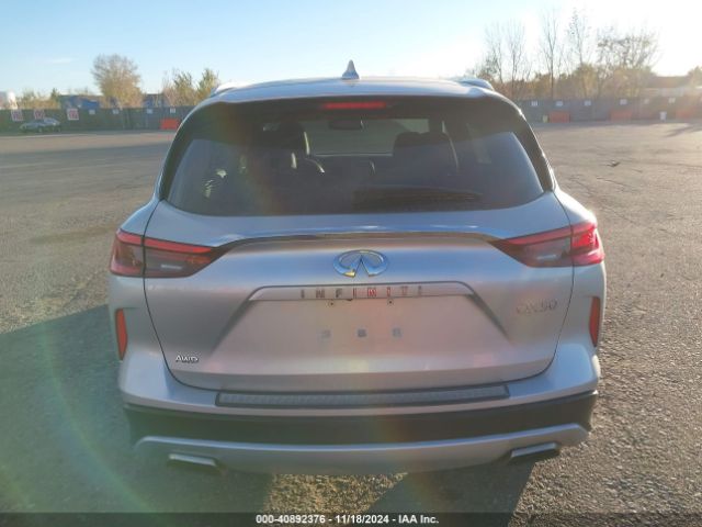 3PCAJ5M31KF128075 Infiniti Qx50 Essential