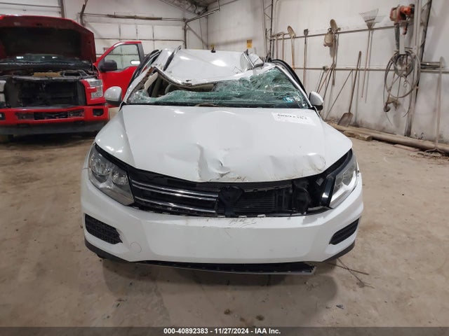 WVGBV7AX5HK022229 Volkswagen Tiguan 2.0t/s