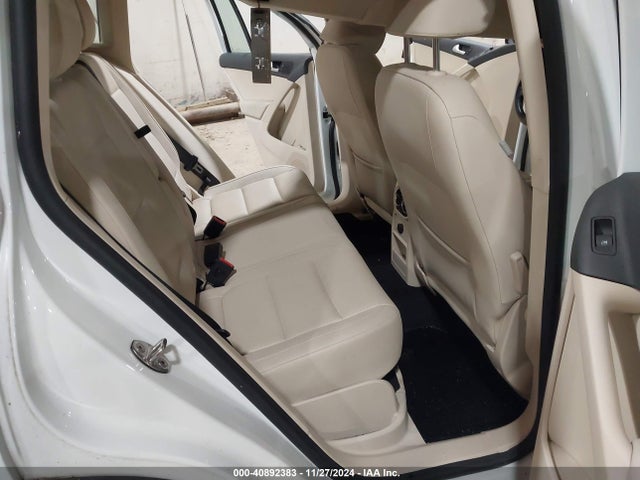 WVGBV7AX5HK022229 Volkswagen Tiguan 2.0t/s