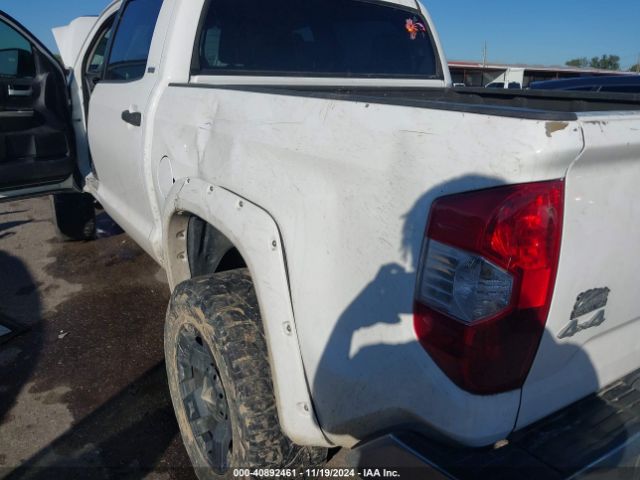 5TFDW5F15FX427073 Toyota Tundra Sr5 5.7l V8