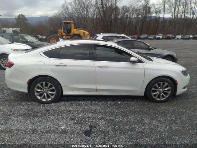 Chrysler 200 C 2015 1C3CCCCB2FN636695 Image 13