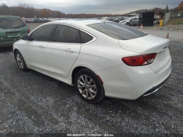 Chrysler 200 C 2015 1C3CCCCB2FN636695 Image 3