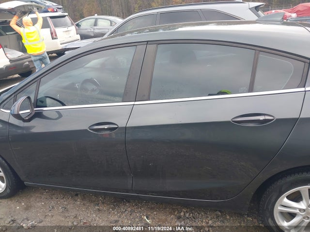 Chevrolet Cruze Lt Auto 2018 3G1BE6SM3JS616890 Image 15