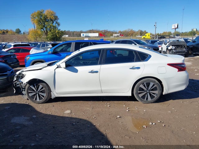 Nissan Altima 2.5 Sr 2017 1N4AL3AP1HC166522 Image 14