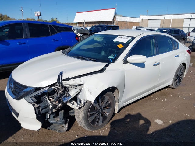 Nissan Altima 2.5 Sr 2017 1N4AL3AP1HC166522 Image 2