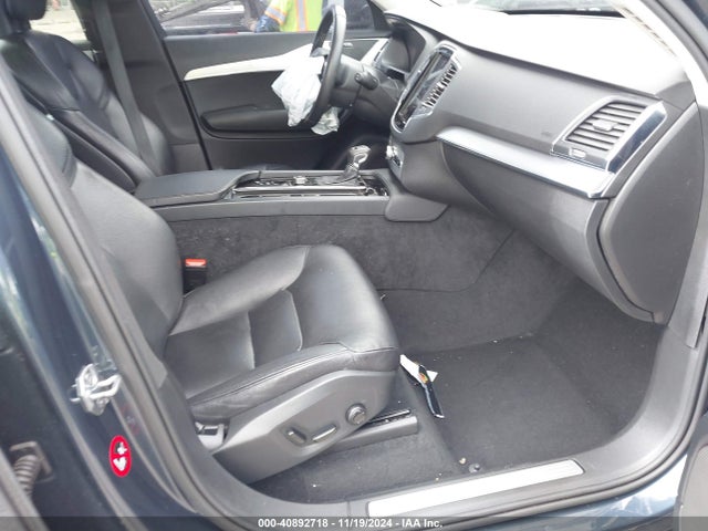 YV4A22PK1J1328134 Volvo Xc90 T6 Momentum