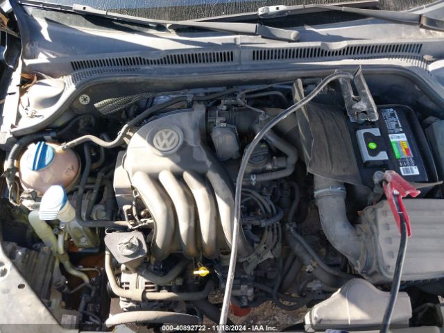 3VW2K7AJ2EM438393 Volkswagen Jetta 2.0l S