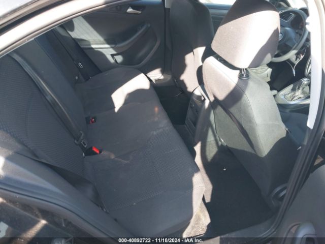 3VW2K7AJ2EM438393 Volkswagen Jetta 2.0l S