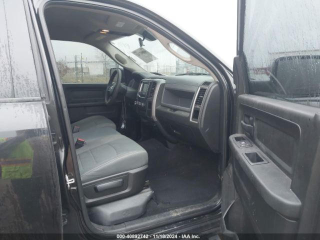 3C6RR7KT0JG178685 RAM 1500 Express  4x4 5'7 Box