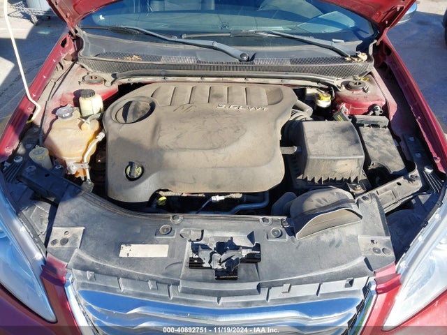 Chrysler 200 Limited 2014 1C3CCBCG2EN134192 Image 10