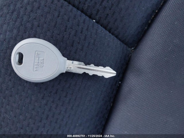 Chrysler 200 Limited 2014 1C3CCBCG2EN134192 Image 11