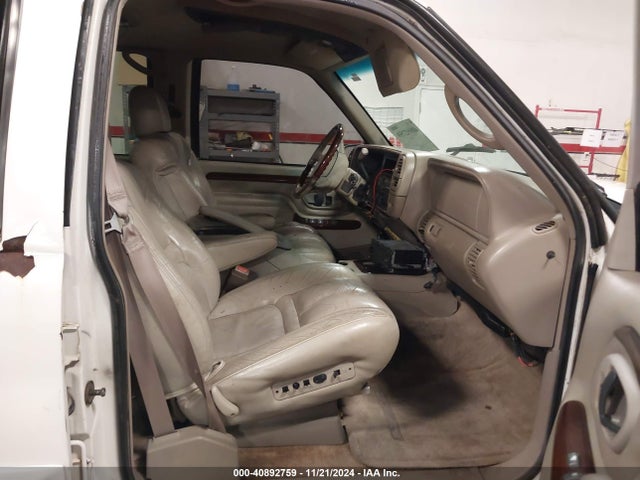 2000 CADILLAC ESCALADE 1GYEK63R2YR172965 Photo 4