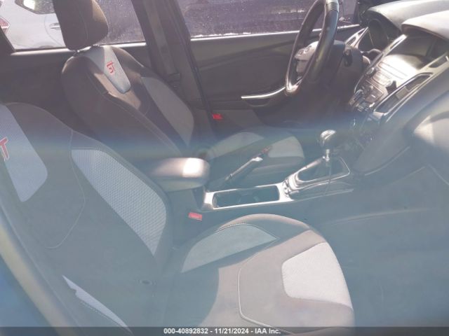 1FADP3L99JL289474 Ford FOCUS ST