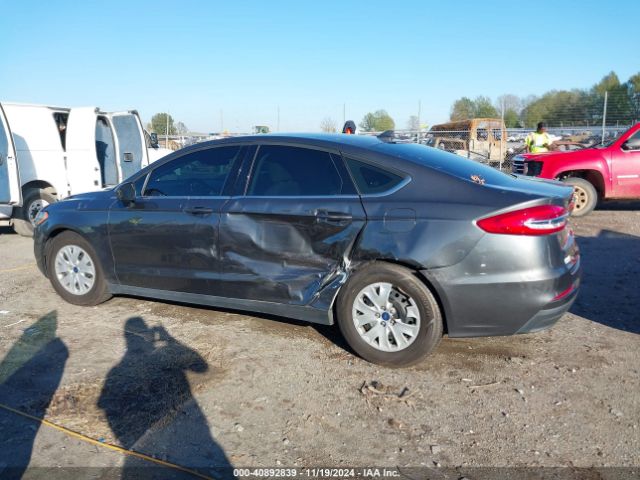 3FA6P0G75LR160832 Ford FUSION S