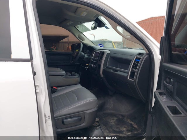 RAM 1500 Tradesman  4x2 6'4 Box 2018 1C6RR6FG8JS298945 Image 5