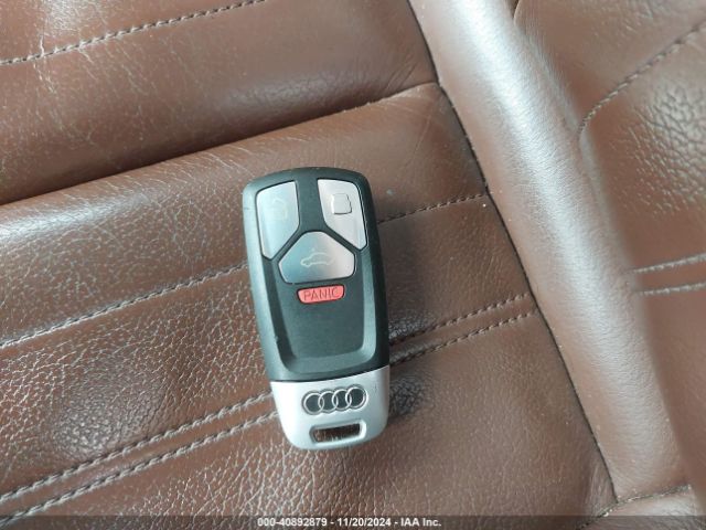 WA1BNAFY3J2248613 Audi Q5 2.0t Premium/2.0t Tech Premium