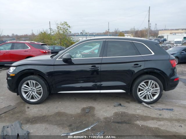 WA1BNAFY3J2248613 Audi Q5 2.0t Premium/2.0t Tech Premium