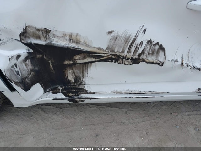 Honda INSIGHT EX 2019 19XZE4F54KE009698 Image 18