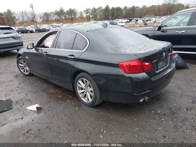 WBA5A7C56ED618861 BMW 528i Xdrive