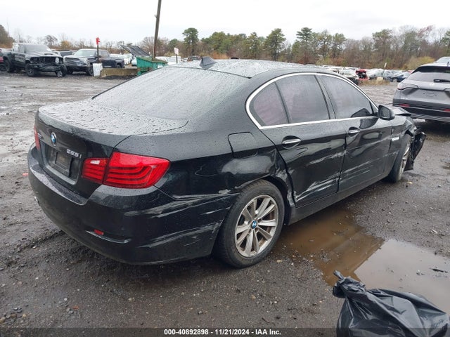 WBA5A7C56ED618861 BMW 528i Xdrive