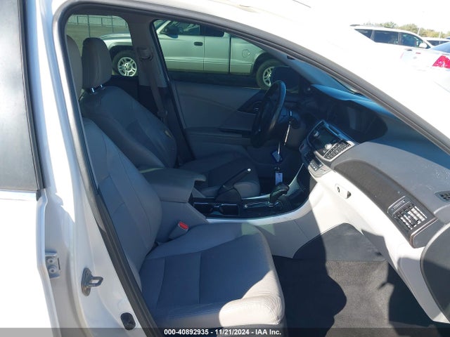 Honda ACCORD LX 2017 1HGCR2F37HA121180 Image 5
