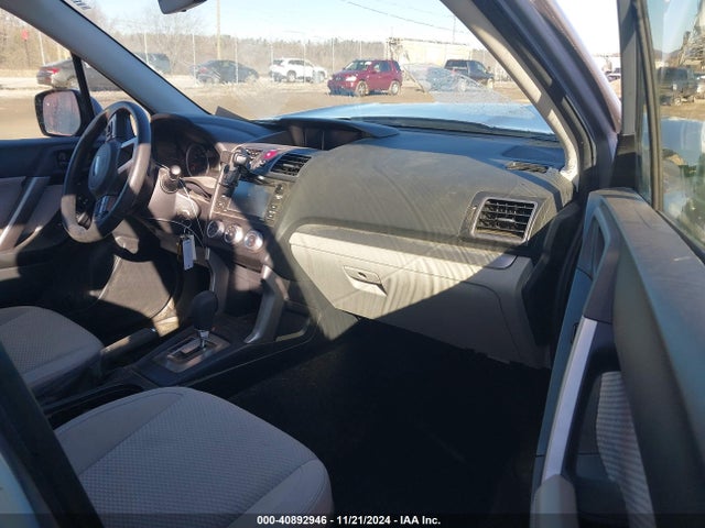 JF2SJABC3JH569125 Subaru Forester 2.5i