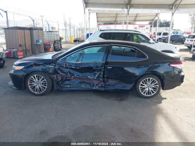 4T1B21HK3JU006234 Toyota Camry Hybrid Xle
