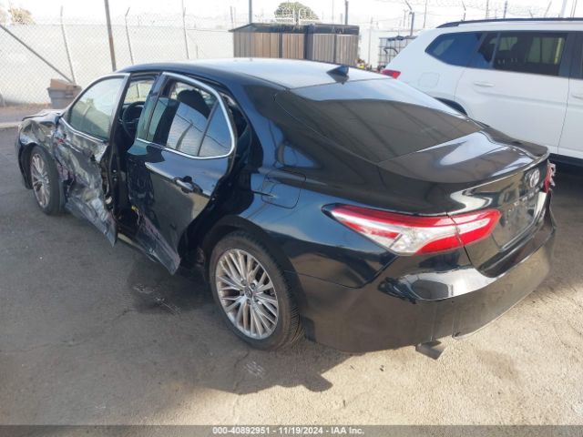 4T1B21HK3JU006234 Toyota Camry Hybrid Xle
